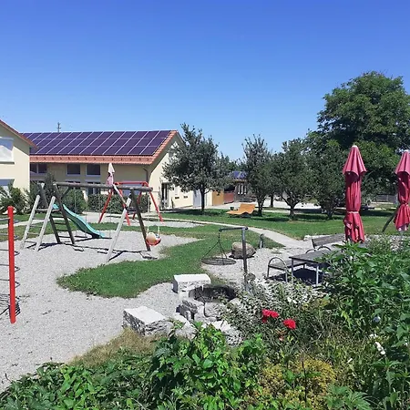 1 Apartment Ochsenhausen